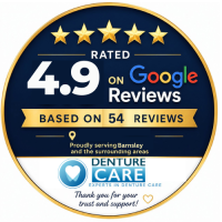 Badge showing Denturecare's excellent google rating